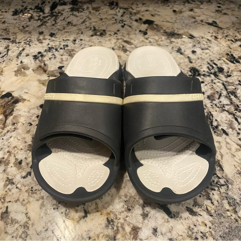 CROCS Modi Slide- Unisex- M, SZ 7- W, SZ 9